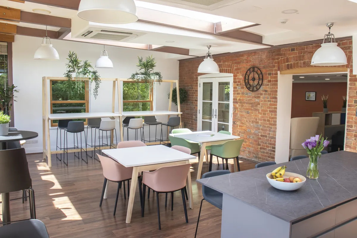 Trusted Surveyor Services Guildford – Professional Support You Can Count On - Kitchen