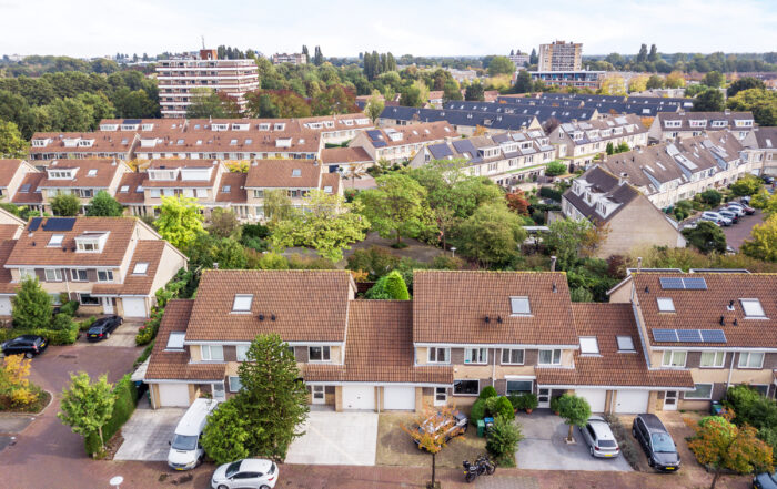 Trusted Surveyors in Surrey Offer Precise, Reliable Property Valuations Drone Shot